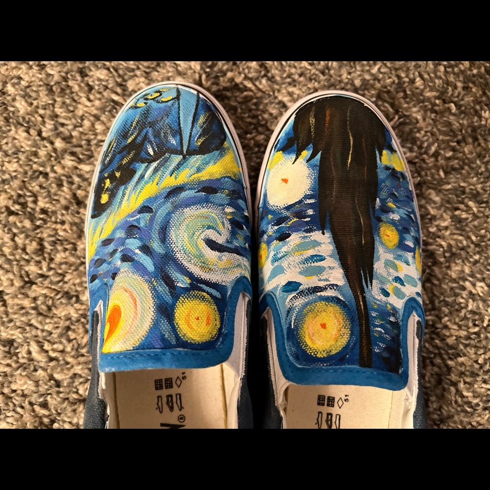Shoes - Picture 8 of 9
